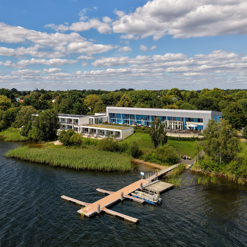 Luftaufnahme Strandhotel, Foto: Julia Kussatz