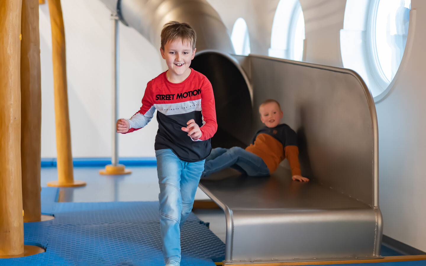 Rutsche im Indoorspielplatz, Foto: Gl&uuml;cksfoto GbR - Rico Schwarze