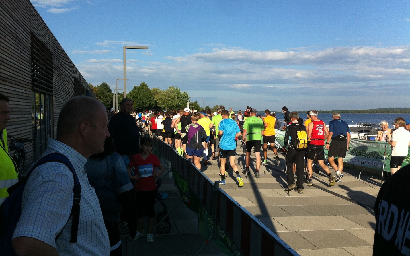 Eröffnung Laufstrecke durch Laufgruppe, Foto: die senftenberger Laufgemeinschaft, Lizenz: Stadt Senftenberg