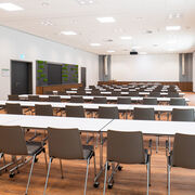 Seenlandsaal im Kulturschiff (Parlementarische Bestuhlung 2), Foto: Glücksfoto GbR - Rico Schwarze